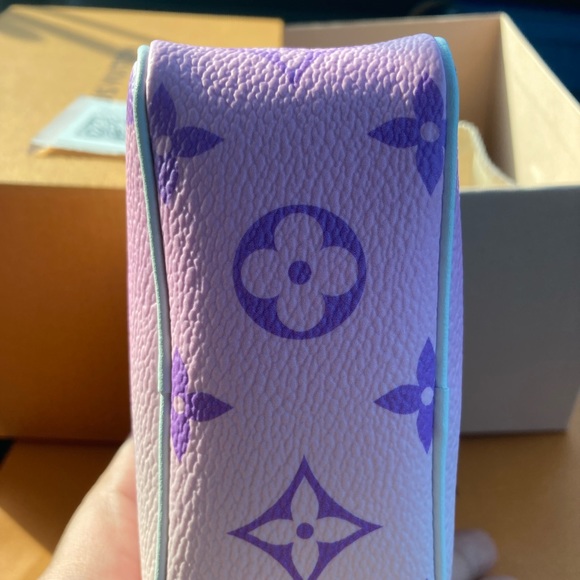 ‼️SOLD ‼️LV Wapity Case Sunrise Pastel - Picture 14 of 14